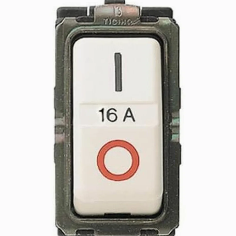 BTicino 5236S Serie Magic Interruttore Magnetotermico, 1P+N, 1, 6A, 3 kA, Avorio