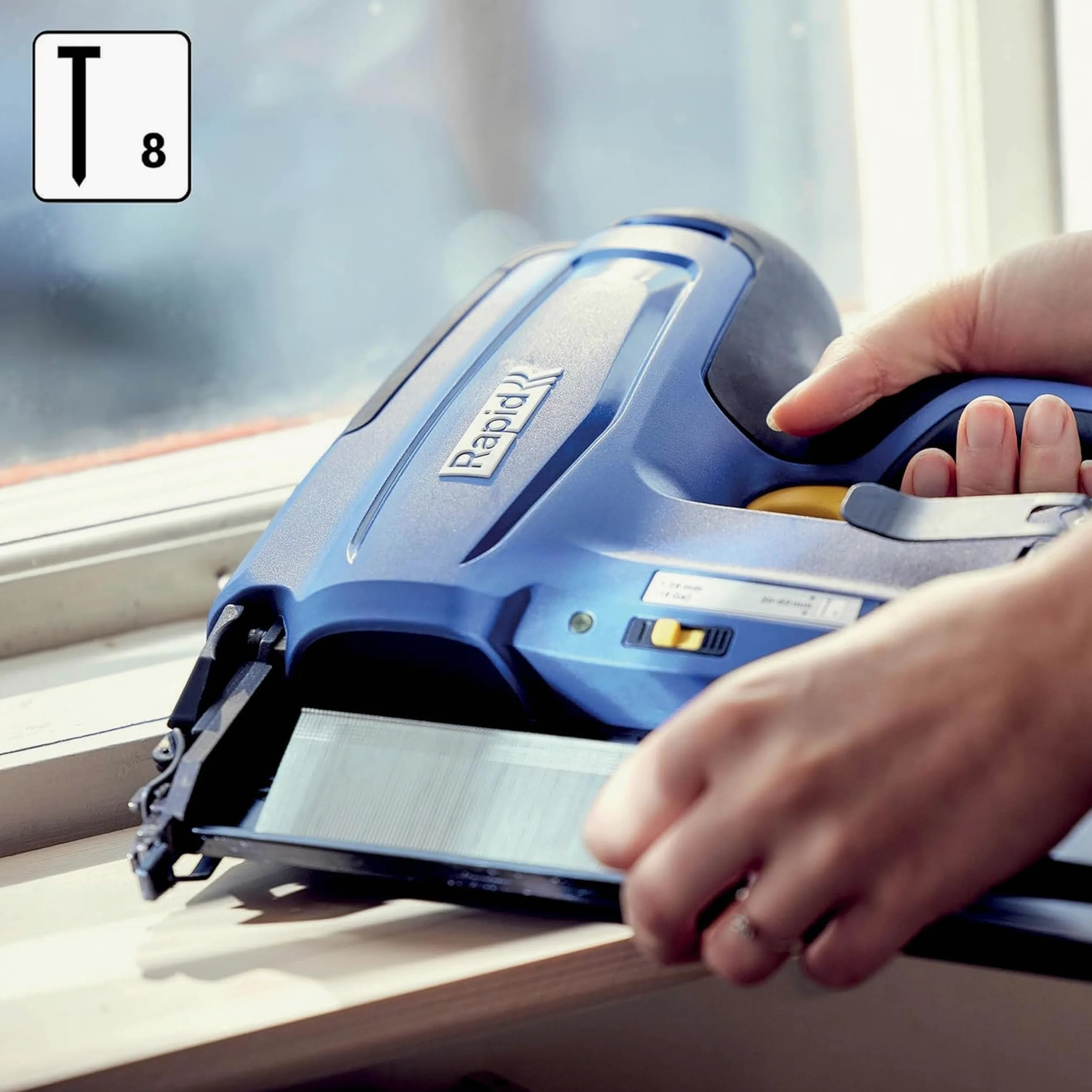 Rapid BNX50 18V Pistola Chiodatrice Alimentata a Batteria con Profondità di Infissione Regolabile, Sparo Singolo o per Contatto, Include Caricabatterie, Batteria 2,5 Ah e Valigetta (5001498)