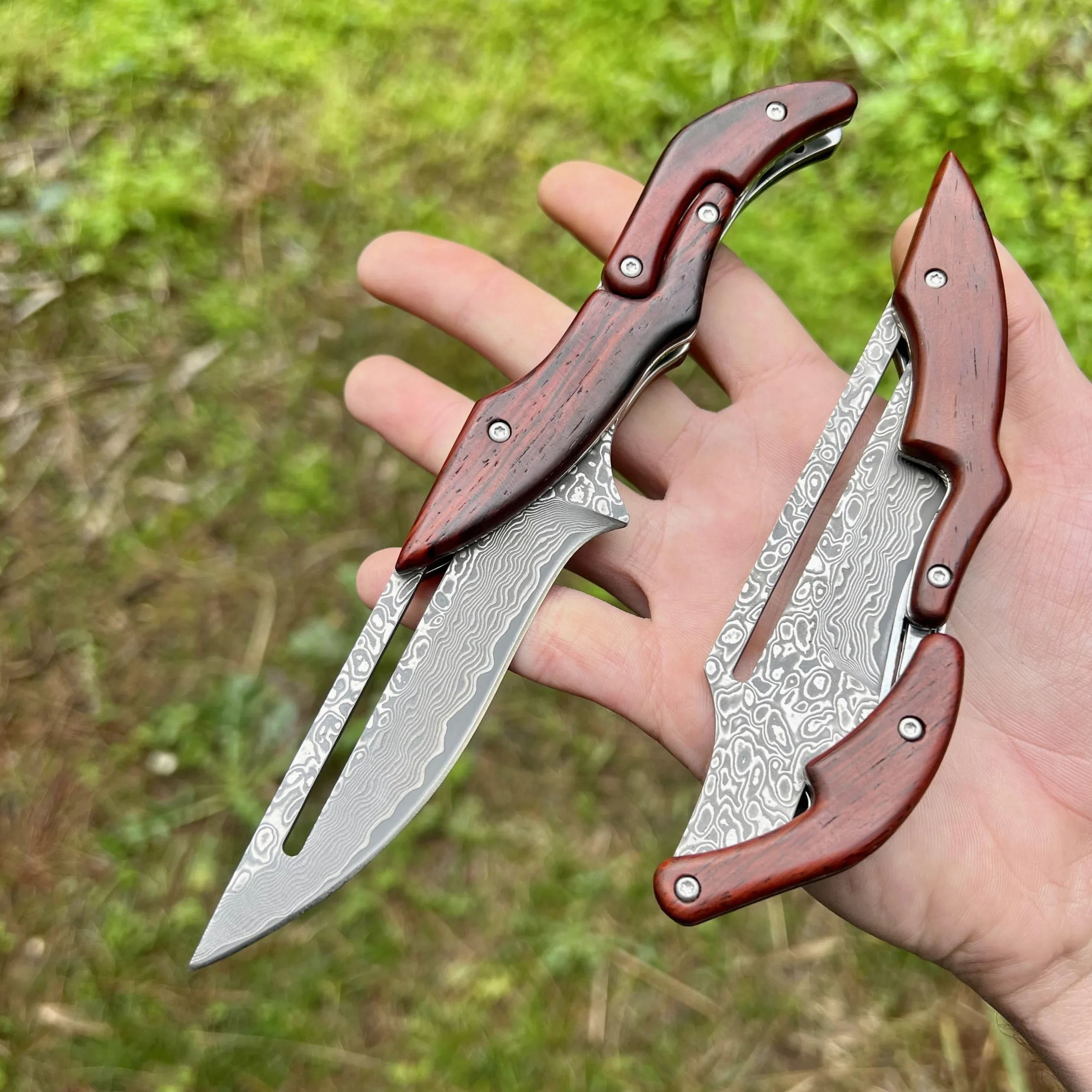 Coltello Pieghevole Tasca Damasco Attrito Acciaio 67 Strati VG10 Damasco Giapponese Lama Affilata Manico Legno Collezione Regalo Uomo Festa Padre Pesca Bushcraft EDC Artigianato
