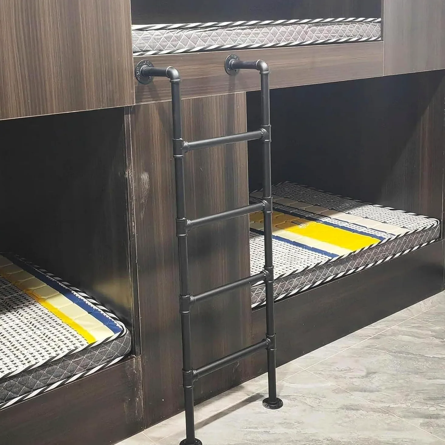 Scala Resistente dell'uscita di Emergenza per Il pozzo della Finestra, Scala del Letto del soppalco del Metallo montata al Muro, Scala Industriale del Letto a Castello del Tubo del Ferro,1.6M