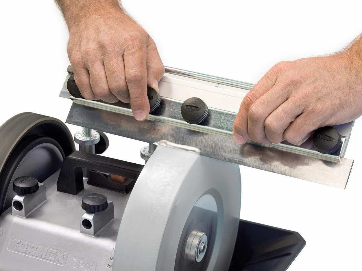 Planer Blade Sharpener Tormek svh-320. The Planer/Jointer Blade Sharpening Jig that Precisely Sharpens quasi qualsiasi lunghezza lama