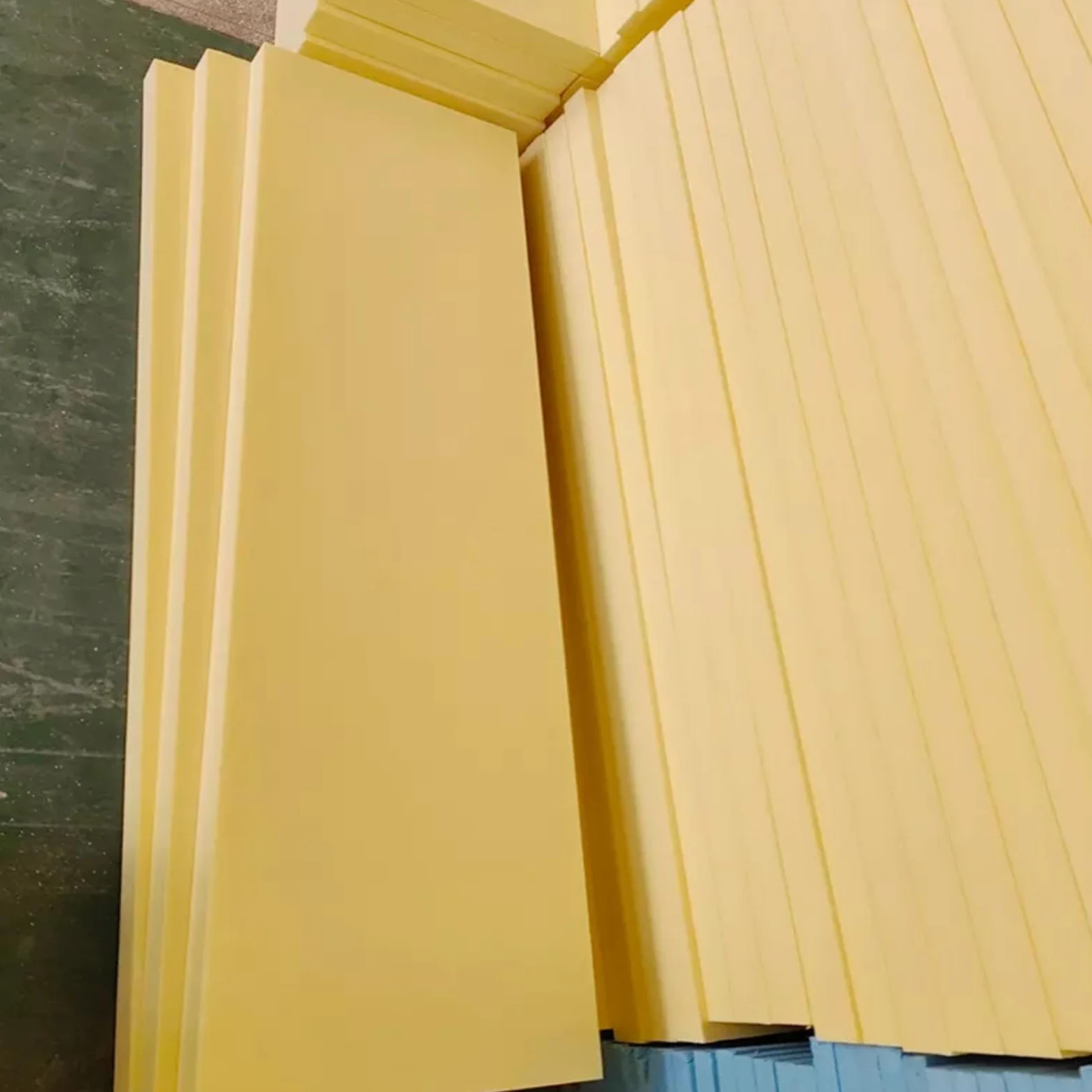 Pannelli in Xps, Isolante Termico, Lastra in Polistirene Estruso 58 cm x 122 cm, spessore 1 cm, per Isolamento, Coperture, Tetti, Pareti (50)