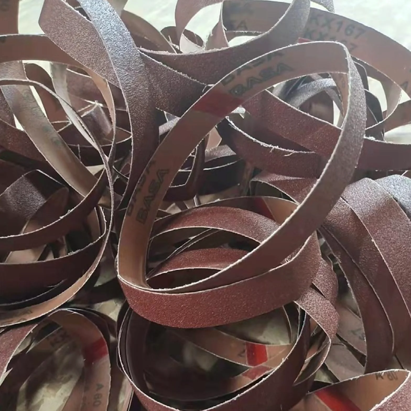 Nastri abrasivi, 10 nastri abrasivi in ​​ossido di alluminio da 762 x 25 mm, nastri abrasivi for lucidatura, levigatrice(2000#)