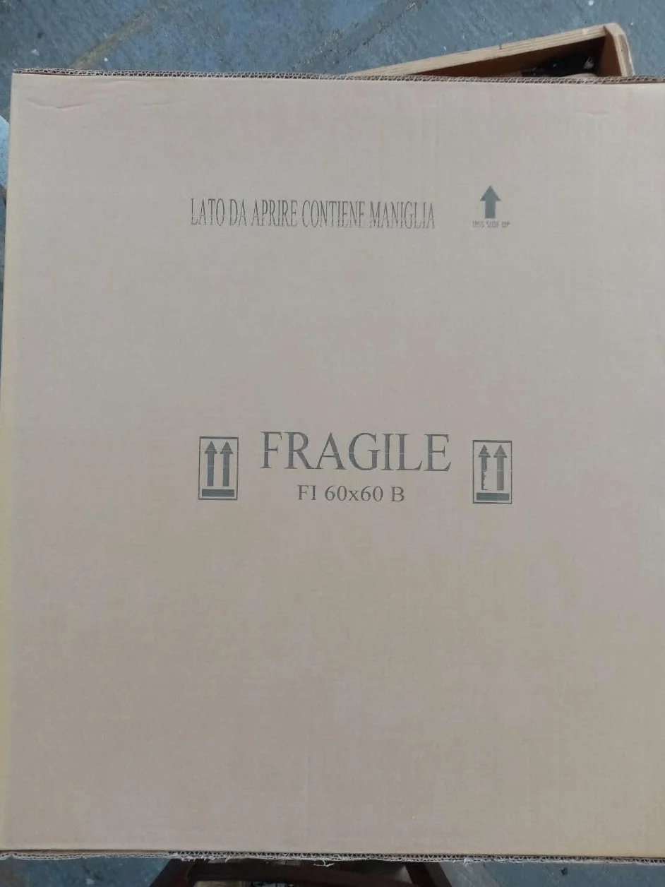 Finestra In Legno - CM L 60 x 60 H Battente - Trattata con Impregnante Preservante Naturale - Legno Lamellare - Doppio Vetro - Maniglia