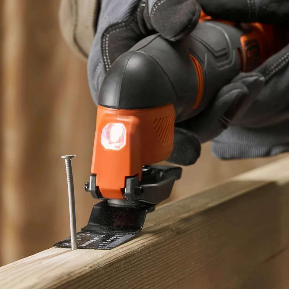 BLACK & DECKER Multi-Herramienta Oscilante 18V, velocidad variable 8.000-18.000 opm per chi cerca qualità e praticità, per uso pratico e risultati affidabili