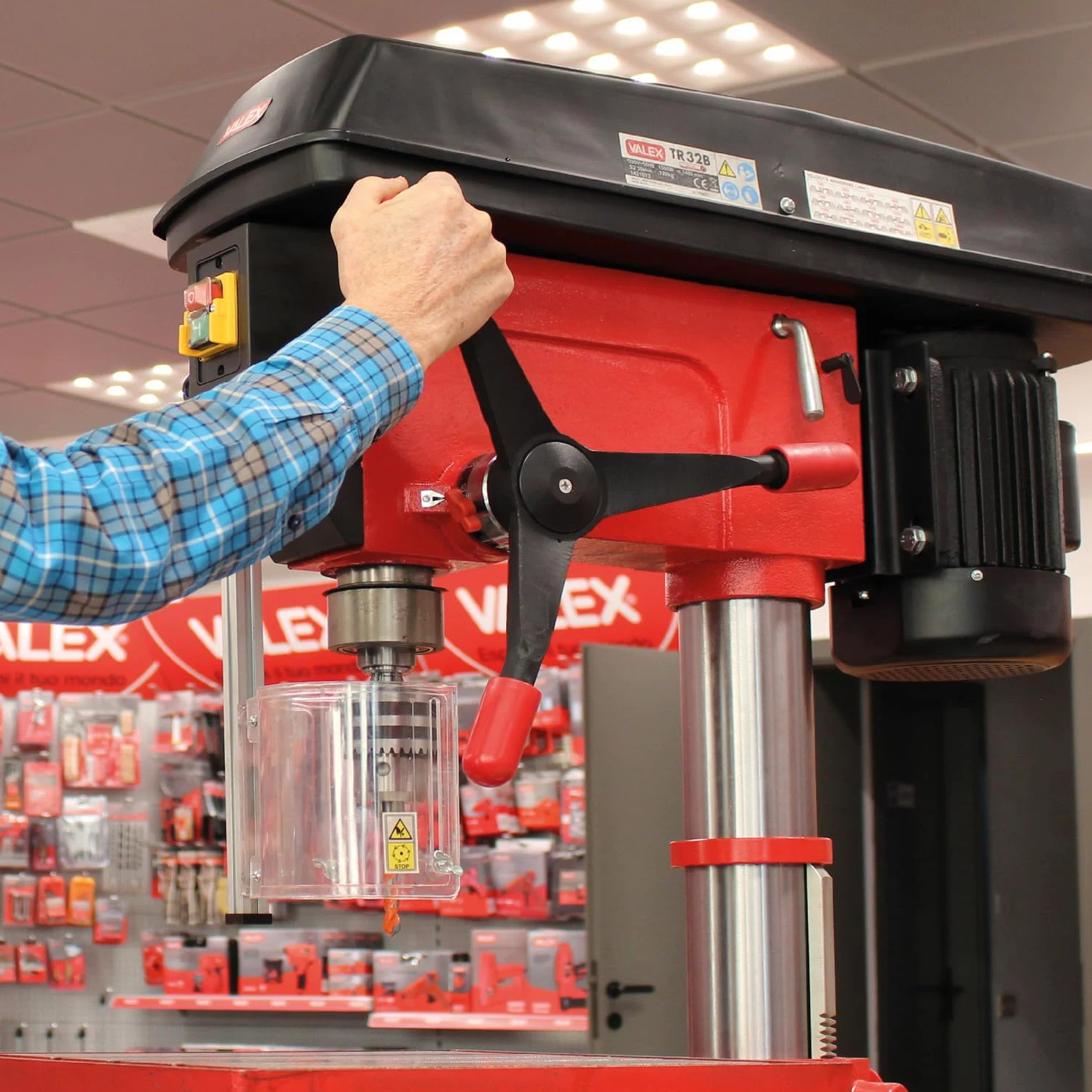 Valex TR32B Trapano a Colonna Elettrico, 1500W, 12 Velocità, Mandrino Ø32mm, h 1730mm