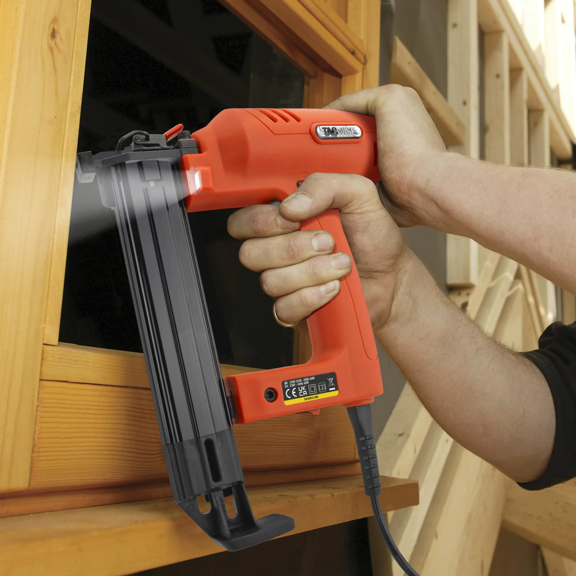 Tacwise 1705 Master Nailer 181ELS Pro Chiodatrice Elettrica Brad con 1000 Chiodi, Utilizza Chiodi Tipo 18G