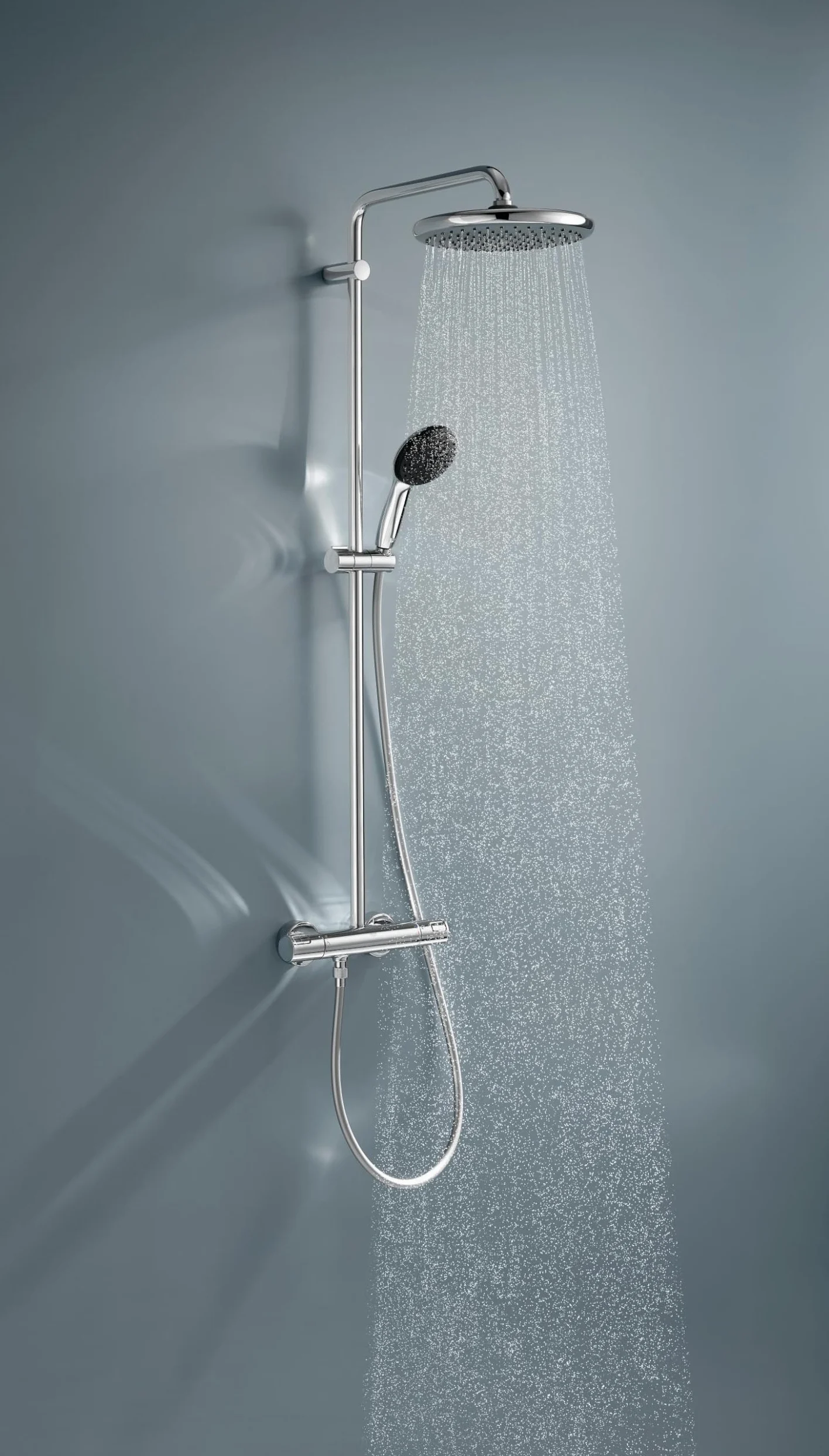 GROHE Vitalio Start 250 Colonna Doccia con Termostatico (soffione tondo 25 cm, doccetta 2 getti, termostatico, risparmio idrico), Cromo, 26677001