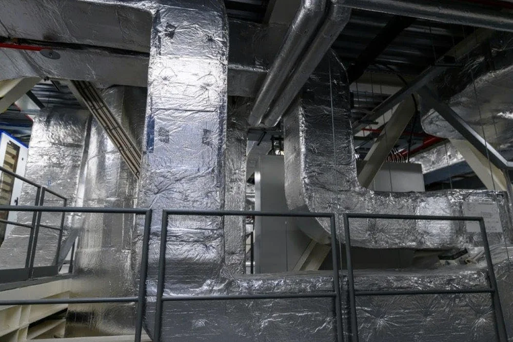 Rockwool KLIMAMAT Isolamento in lana di roccia Materassino lamellare rivestito in alluminio 20 - 80mm (marrone, 50mm - 5m x 1m)