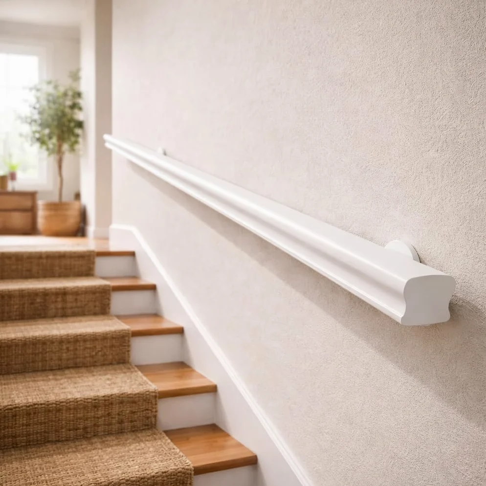 Corrimano in legno massello | Lunghezze da 50 cm a 400 cm | Corrimano Bianco | modello British| Made in Italy (260 cm)