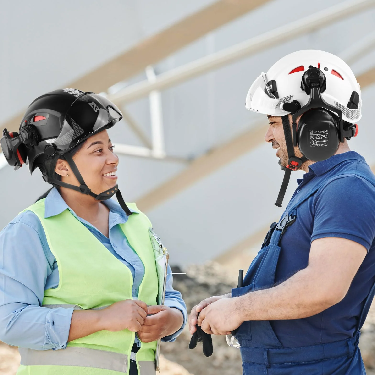 HEARMOR Casco protettivo 3 in 1 con protezione dell'udito e visiera, casco da lavoro certificato EN 397 per lavori di foresta, costruzione e arrampicata, con tasca portatile e inserto rinfrescante per
