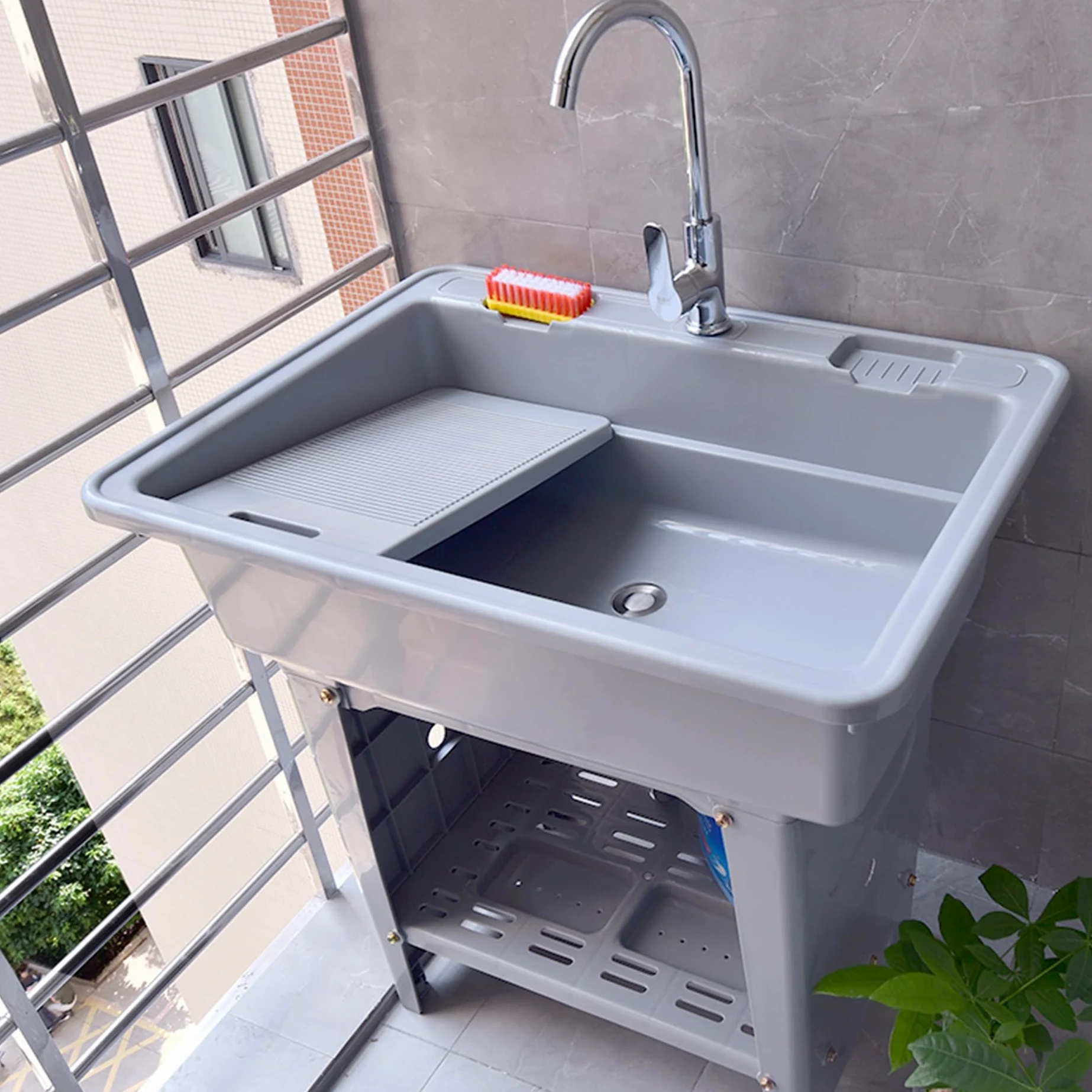 Lavello da Esterno Autoportante 80x58x80cm, Lavandino Lavanderia in Plastica con Rubinetto e Ripiano, Lavabo Portatile per Giardino e Campeggio, Grigio