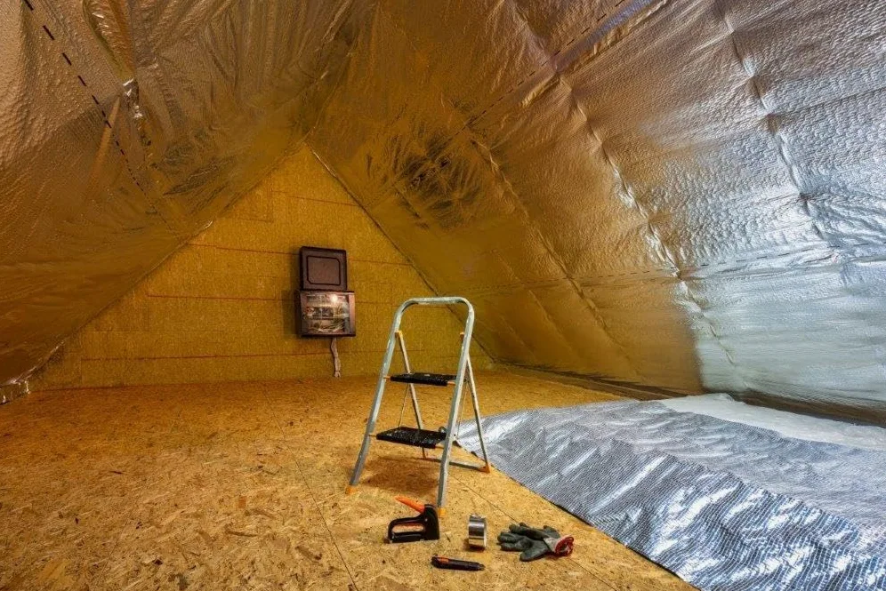 Rockwool KLIMAMAT Isolamento in lana di roccia Materassino lamellare rivestito in alluminio 20 - 80mm (marrone, 50mm - 5m x 1m)