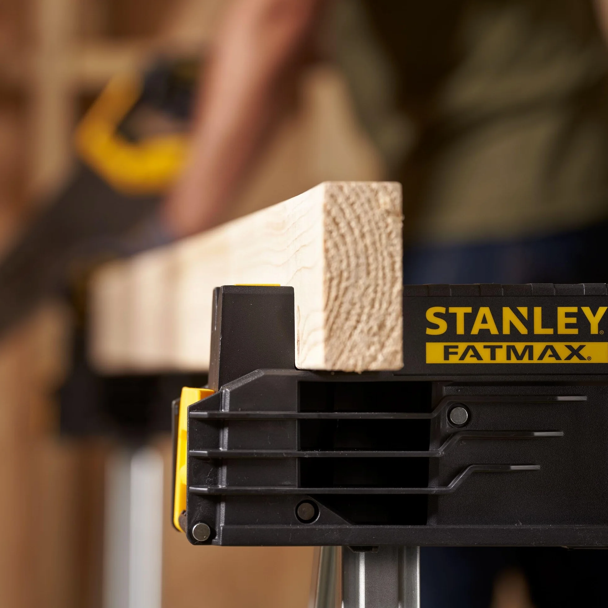 STANLEY FATMAX 900kg Cavalletto pieghevole in metallo (coppia) - Soluzione portatile e durevole per banco da lavoro con gambe in metallo, FMST1-75673