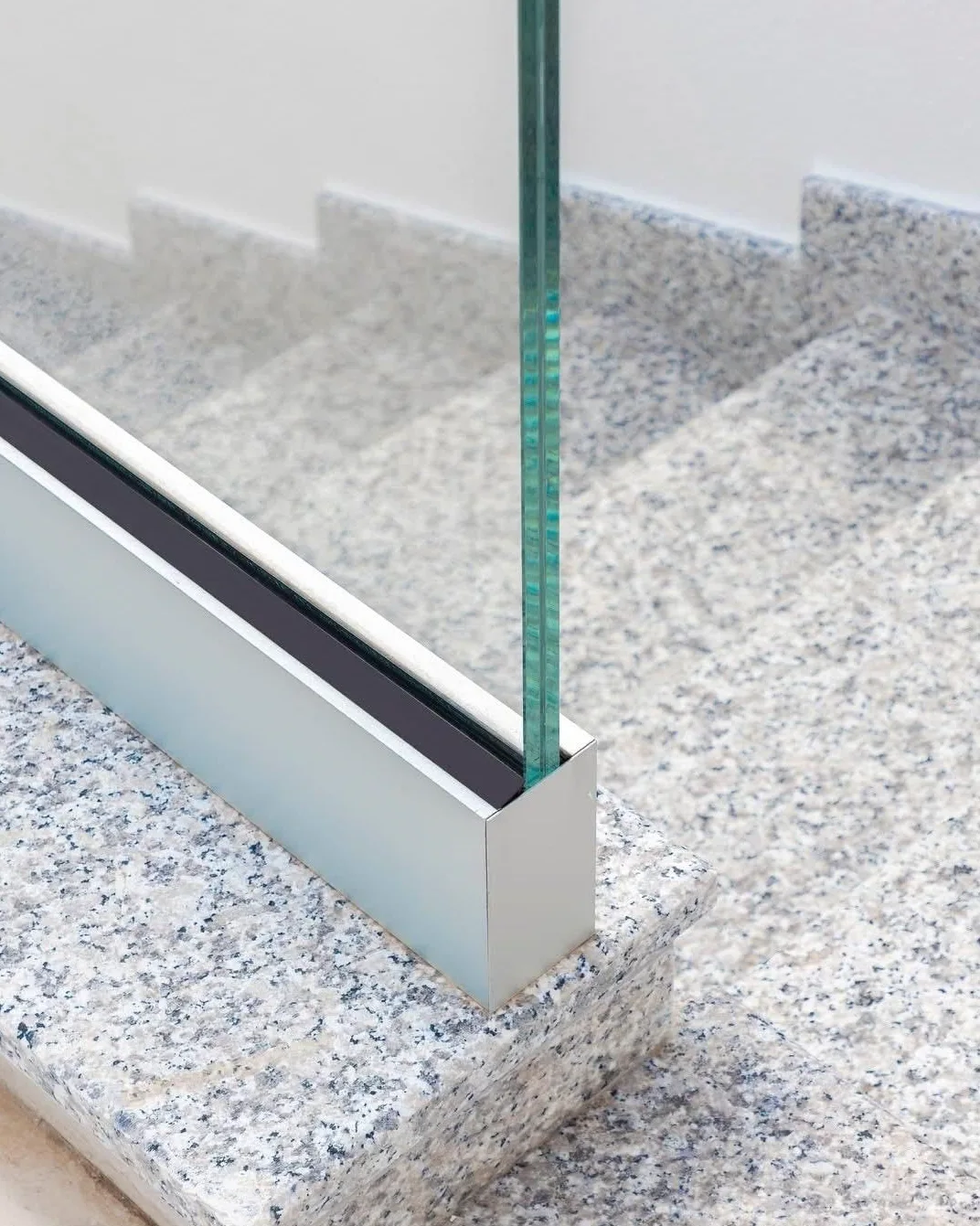 Parapetto in vetro larghezza 180 cm — 2 pannelli affiancati altezza h100 cm