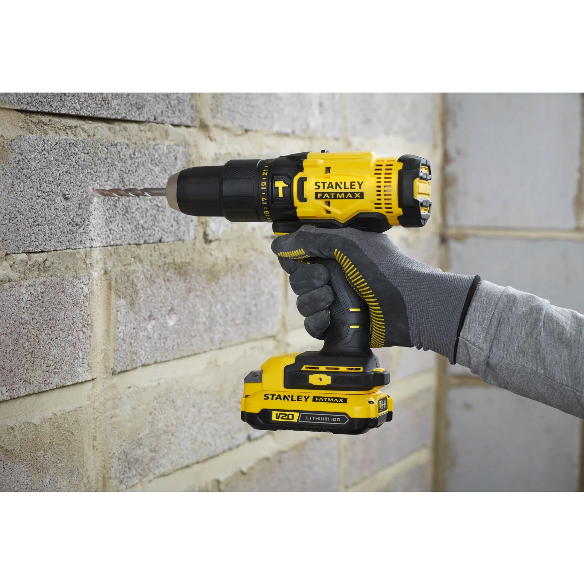STANLEY FATMAX SFMCK465D2S-QW , Kit batteria Stanley Fatmax V20 18 V - trapano a percussione a batteria, avvitatore a percussione a batteria, 2 batterie al litio da 2,0 Ah, 1 caricatore, borsa
