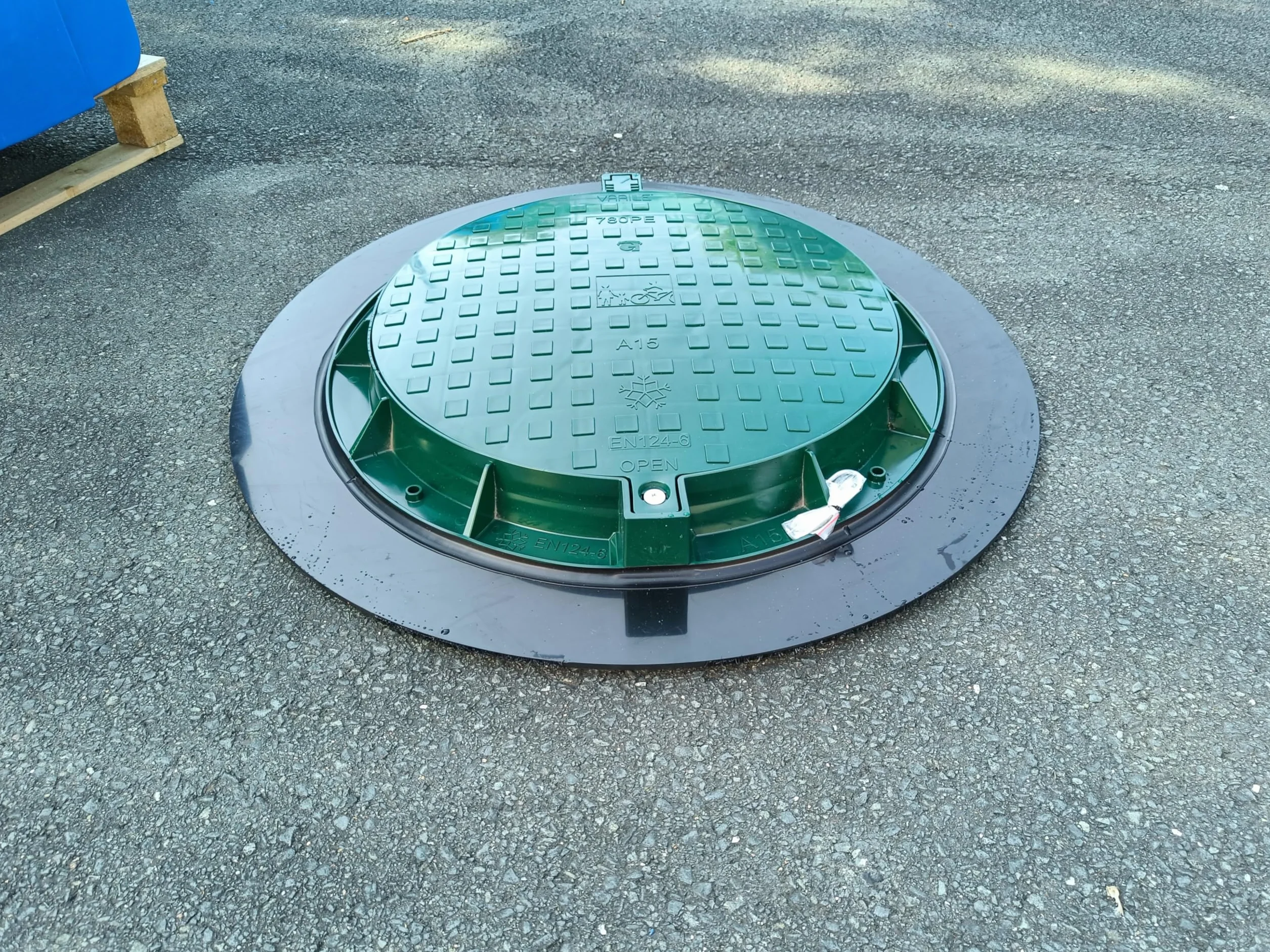 Varile 1100mm XXL Copertura tombino in plastica I coperchio pozzetto universale I coperchio cisterna (verde)