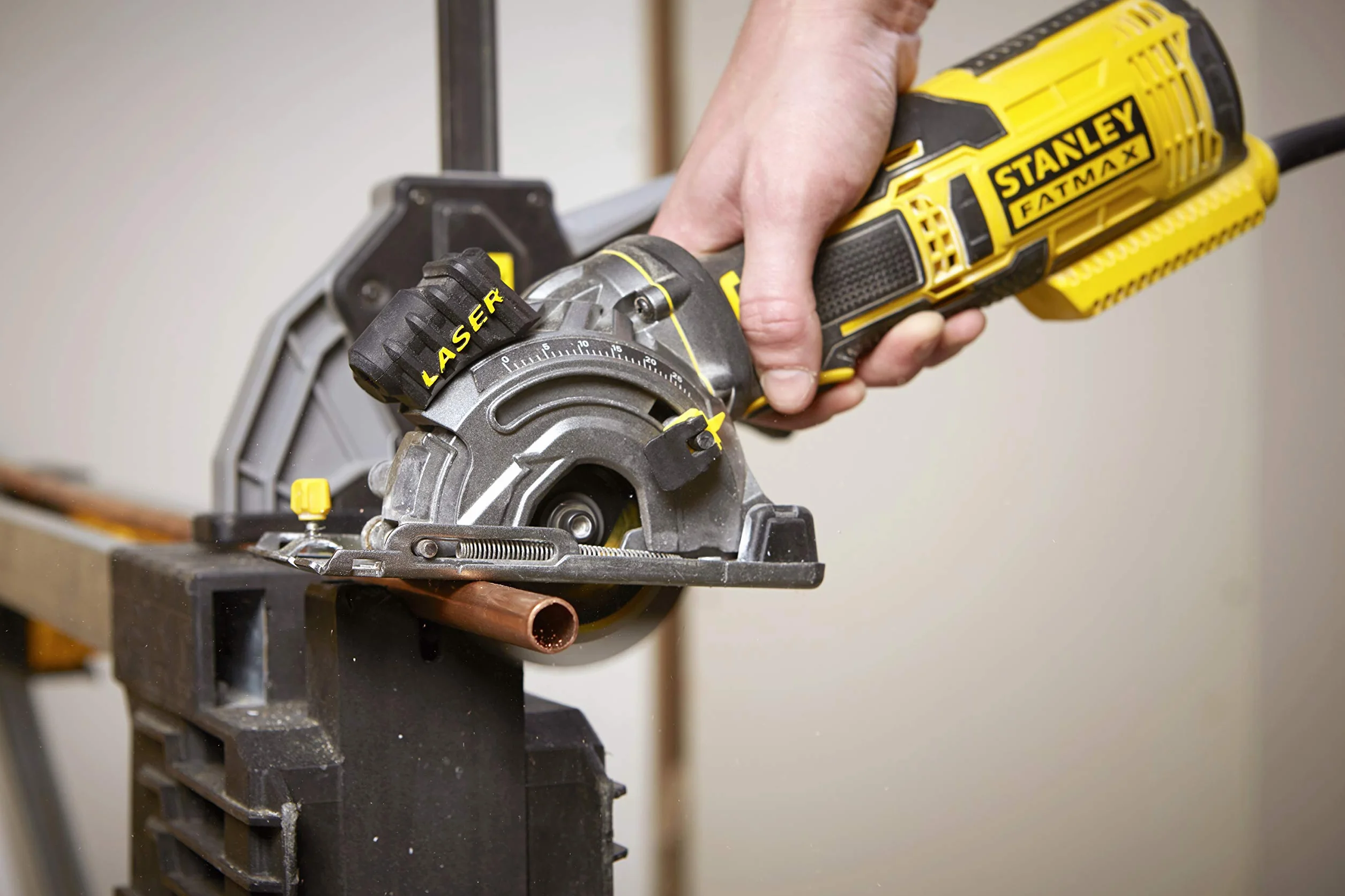 STANLEY FME380K-QS Mini-Sierra Circular de Mano 650W 89mm, 650 W