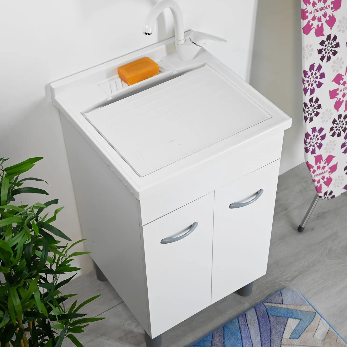 Mobile lavatoio lavanderia P 50 L 50 ATHENA con pilozzo asse di lavaggio e sifone resistente ad acqua e umidità (50 x 50)