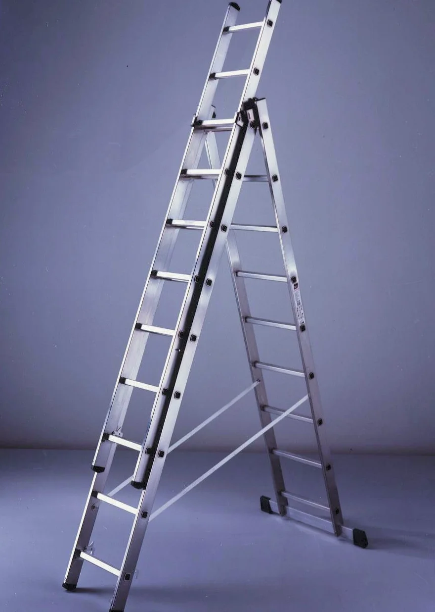 Scala combinata in alluminio a tre elementi 9 gradini