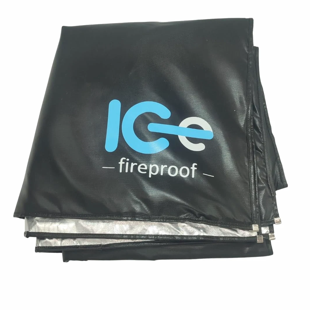 Coperta ignifuga ICe di sicurezza antincendio ad alta resistenza per batterie al litio. Test di resistenza antincendio certificato ATS E. Technology.