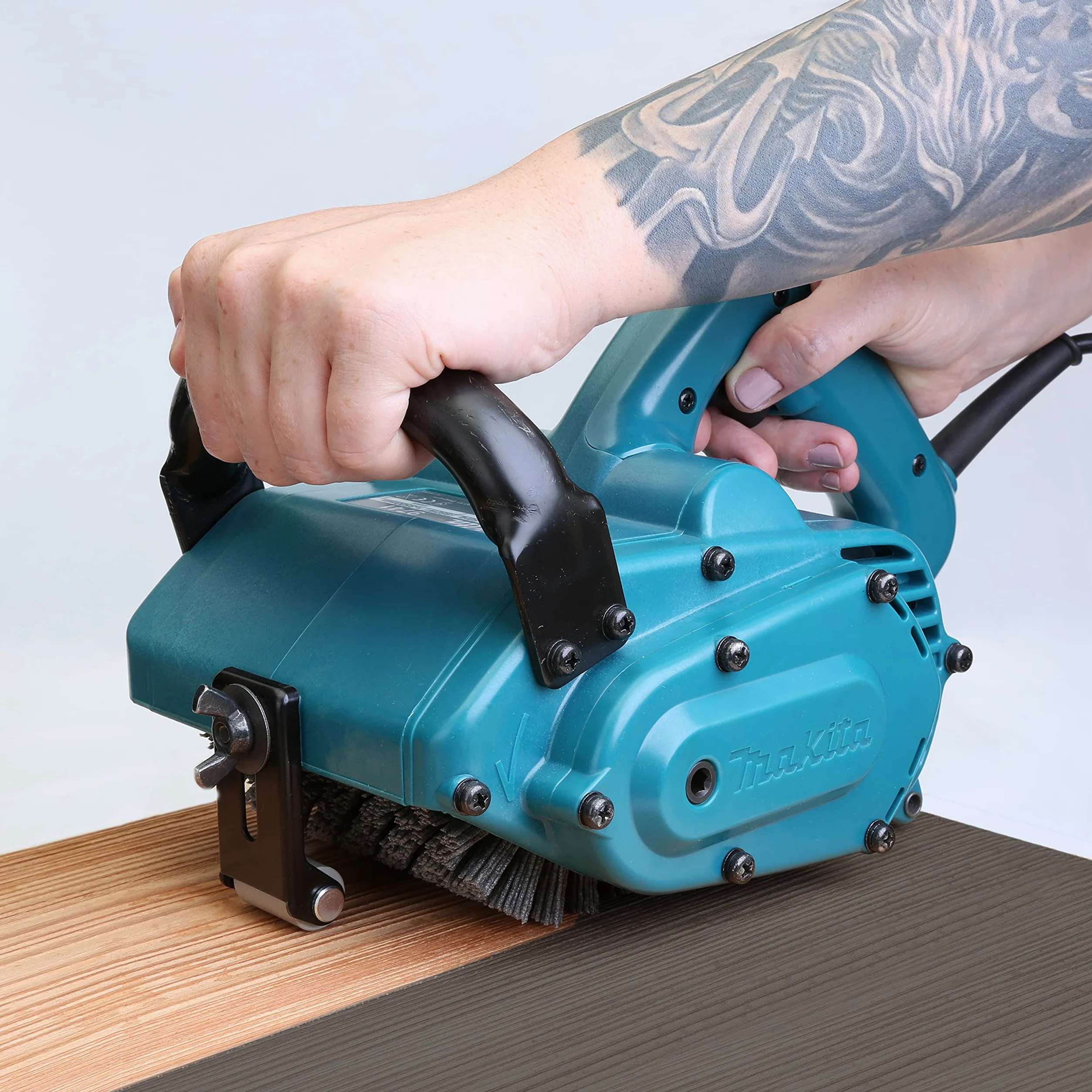 Spazzola abrasiva adatta per smerigliatrice Makita 9741 | spazzola strutturante | spazzola satinata | qualità professionale | per la lavorazione di legno e metallo (nylon, grana 46)