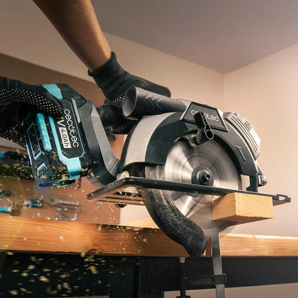 Cecotec DirectPrecission 8000 Vision, sega circolare a batteria, 21 V, disco da 165 mm, motore brushless, guida laser e guida parallela, accessorio connettore aspirapolvere
