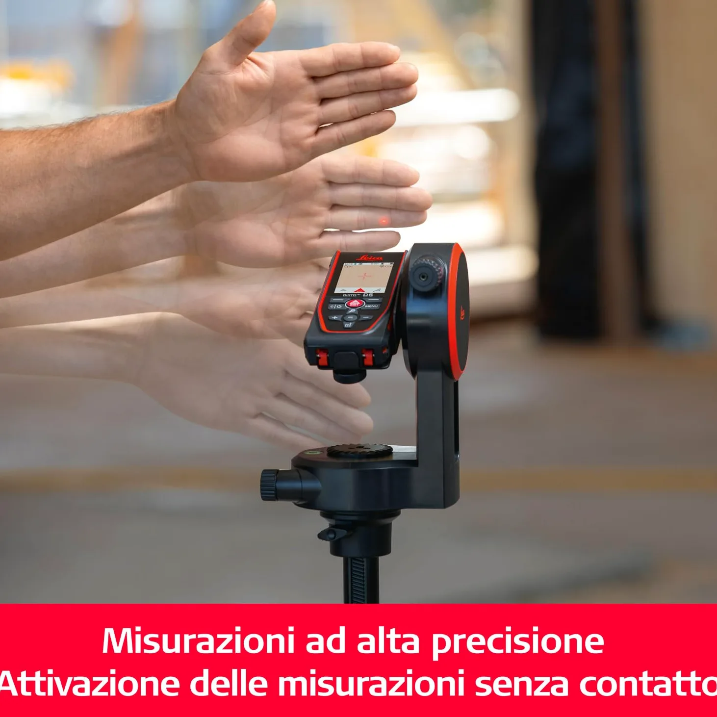 Leica Disto D5, Metro Laser Professionale con Bluetooth, Uso con App, Mirino, Uso Esterno e Interno, e Sensore d'Inclinazione per Tracciamento dell'Altezza, Profilo e Misurazione dell'Angolo