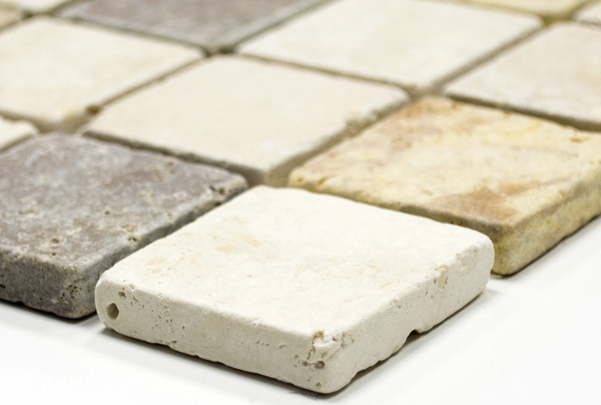 Antico mosaico in pietra naturale rustico beige marrone marrone chiaro Noche travertino per pavimento, parete, bagno, wc, doccia, paraschizzi cucina