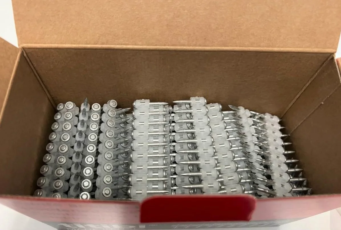 N. 1000 CHIODI TITIBI Ø3,0 X 27mm, COMPATIBILI 100% CON CHIODATRICE A GAS HILT: GX 3, GX 100, GX 100-E, GX 120, GX 120-E (Ø 3,0 X 27)