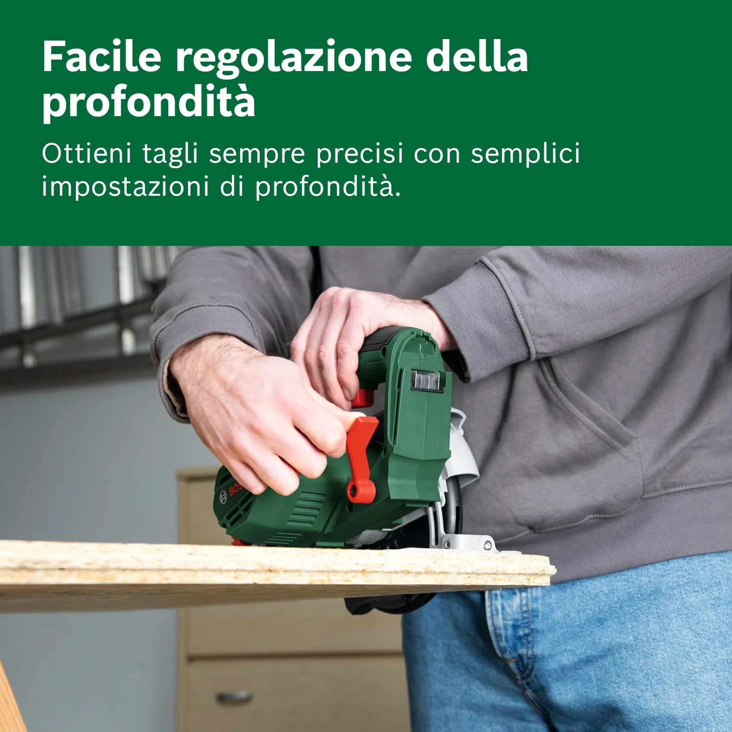 Bosch 18V System Sega circolare a batteria EasyCirc 18V-48 (Taglio di materiali in legno fino a 48 mm; incl. adattatore per aspiratore, guida parallela)