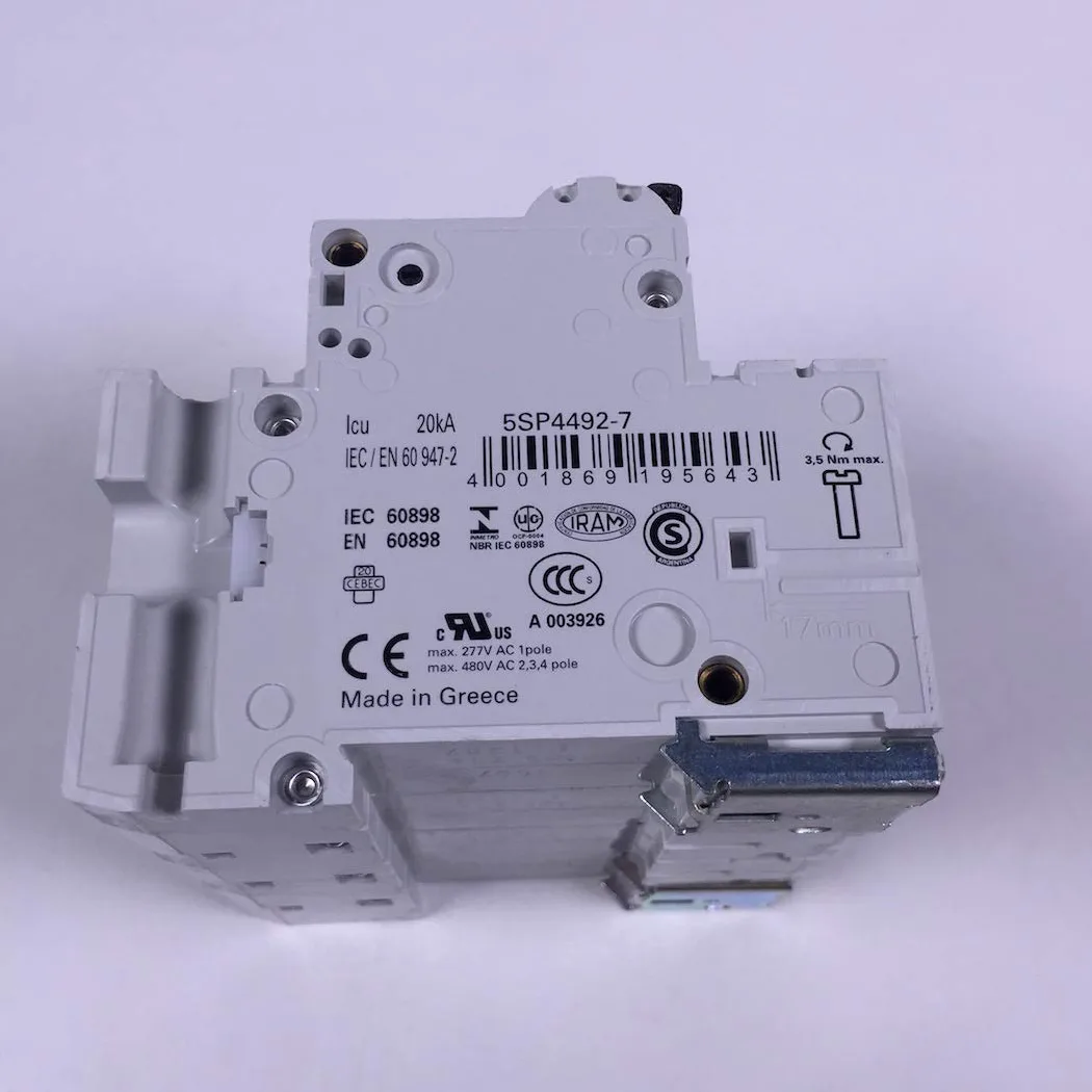 INT.AUT.70 ACC.10kA -C 6M 4P 125A