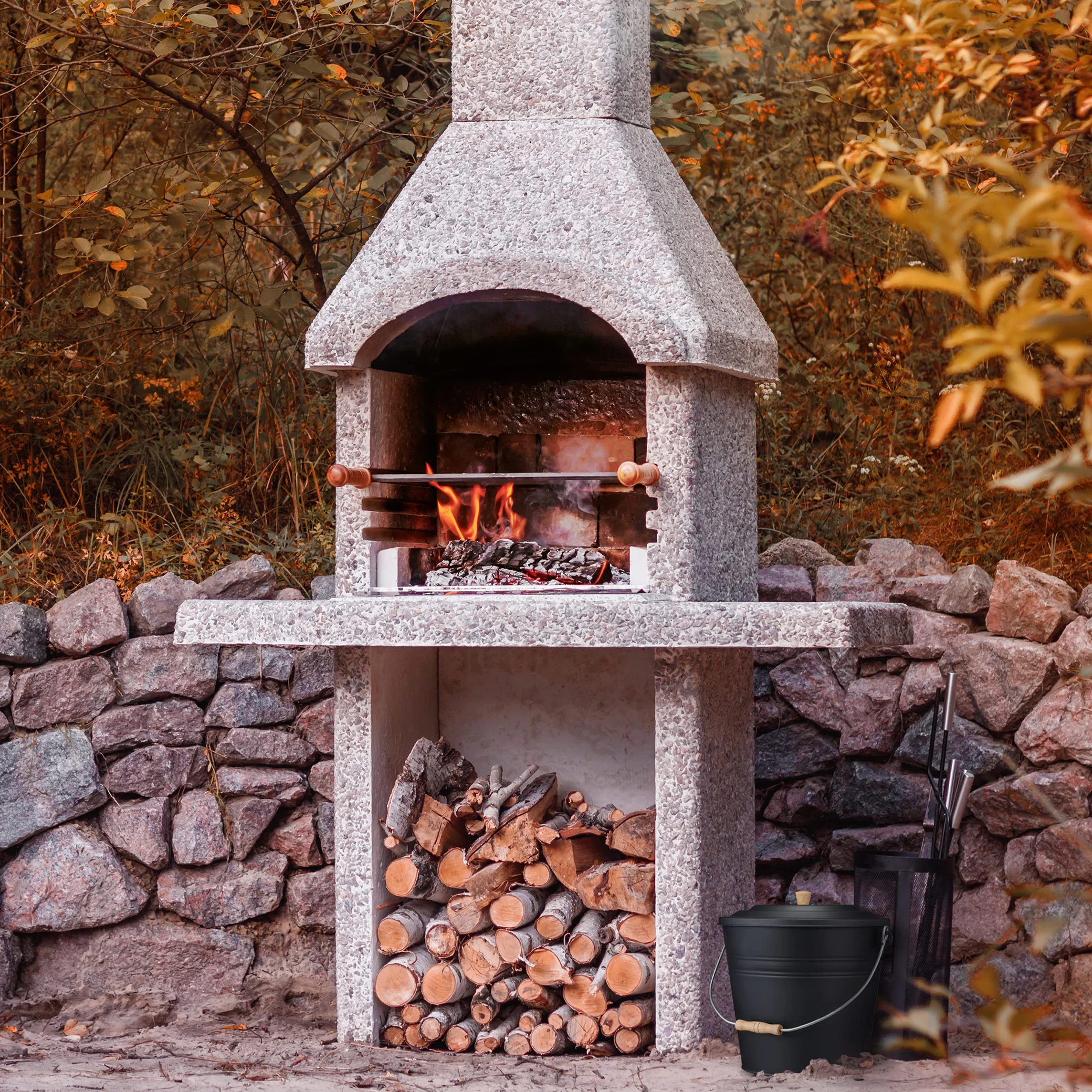 Relaxdays Secchio Portacenere, Cenere, Carbonella, Pellet, con Manico e Coperchio, da 12 Litri, Acciaio e Legno, Nero