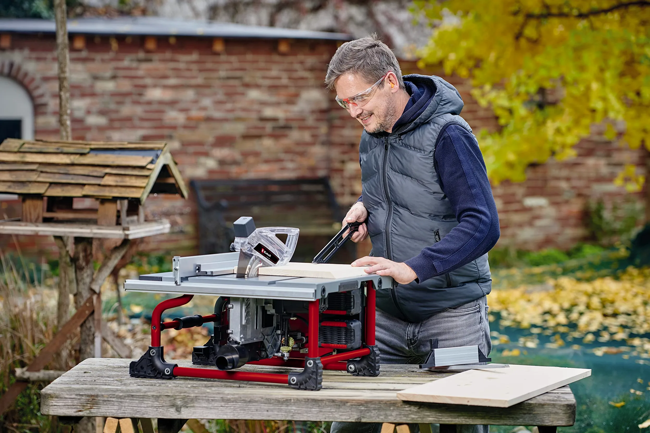 Einhell TE-TS 36/210 Li-Solo Sega circolare da banco a batteria Power X-Change (18V,giri al min. 3800, lama Ø210 x Ø30, taglio max 70 mm, guida angolare, senza batteria e caricabatteria)