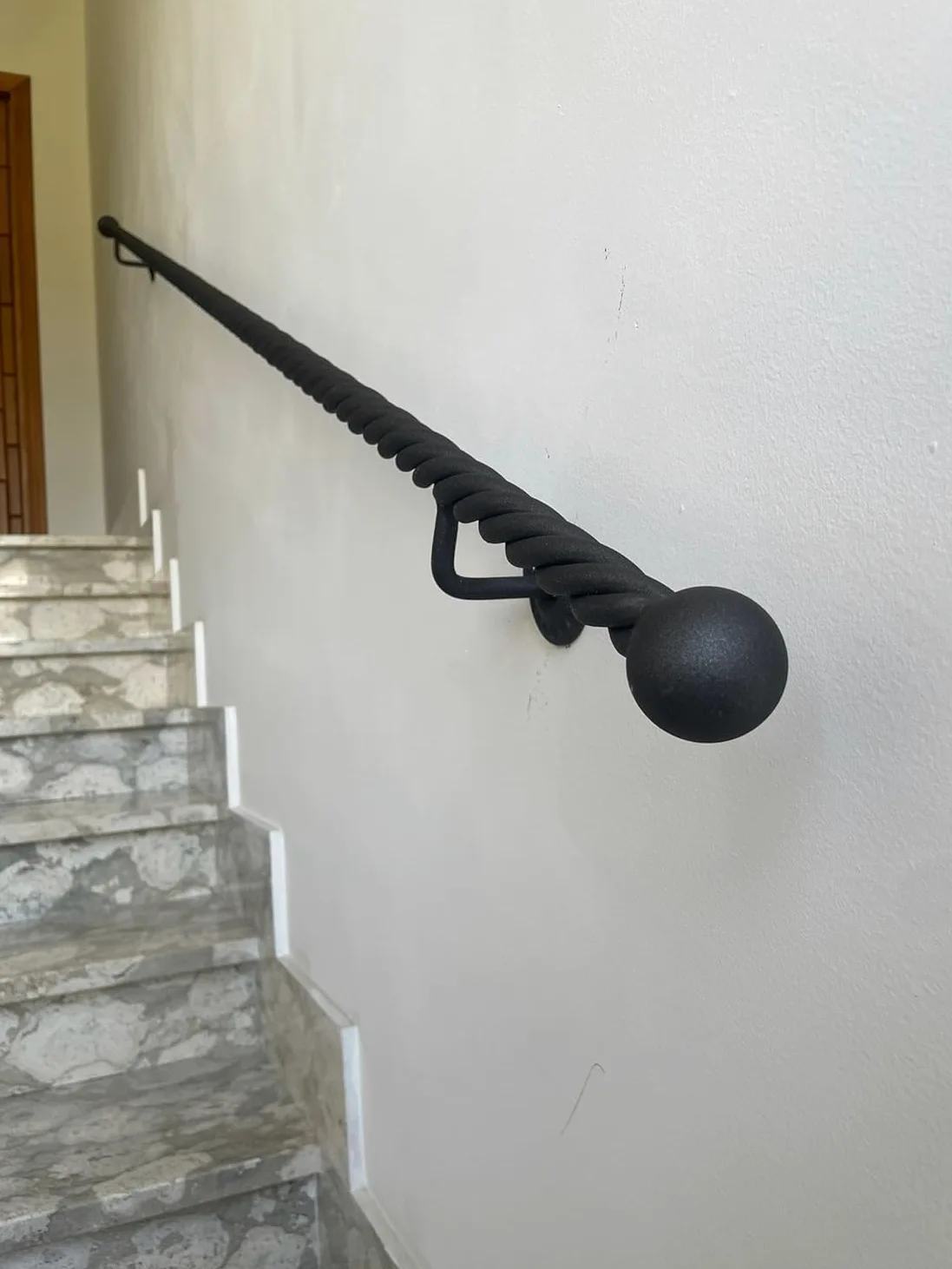 FERMEG Corrimano Liberty diam. 30 mm in ferro con finitura"antracite" | Corrimano in ferro battuto made in Italy | Prodotto fai da te | ideale per uso interno ed esterno (Antracite, 50 cm)