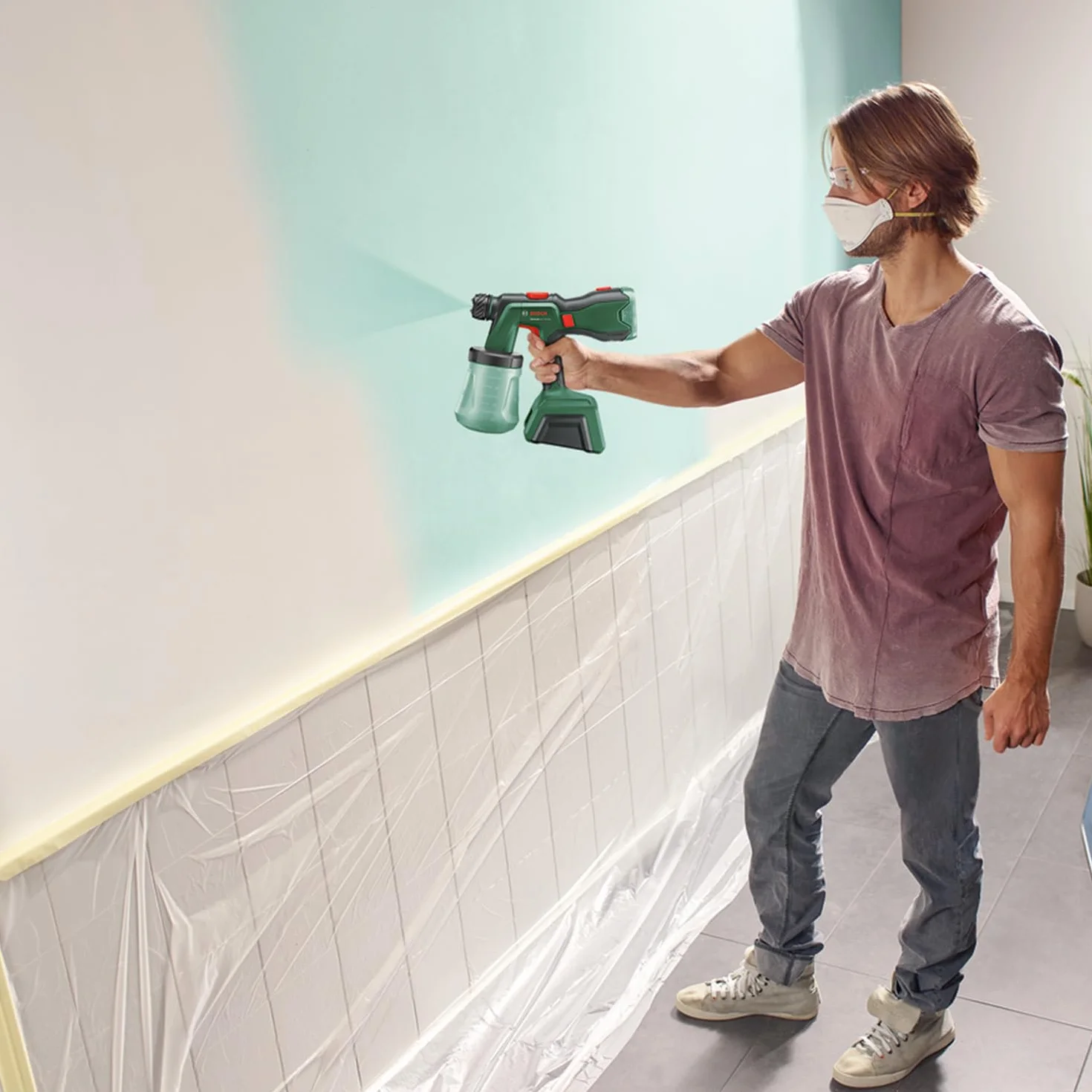 Bosch pistola a spruzzo a batteria AdvancedSpray 18V-500 (per varie vernici; 3m²/min; 2 serbatoi 1200 ml; batteria 4 Ah e caricabatteria)