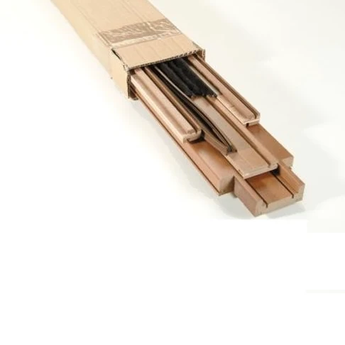 Kit stipite spazzolini guarnizioni per porte scorrevoli a scomparsa scrigno CON MOSTRINE - Bianco