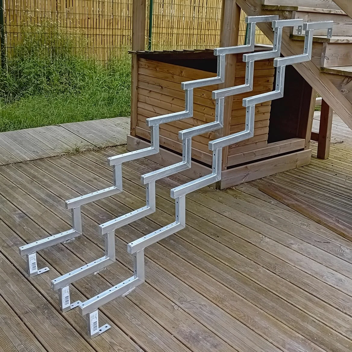 Set da 3 pezzi - Cosciale acciaio zincato – 7 gradini – H119cm-Vinuovo