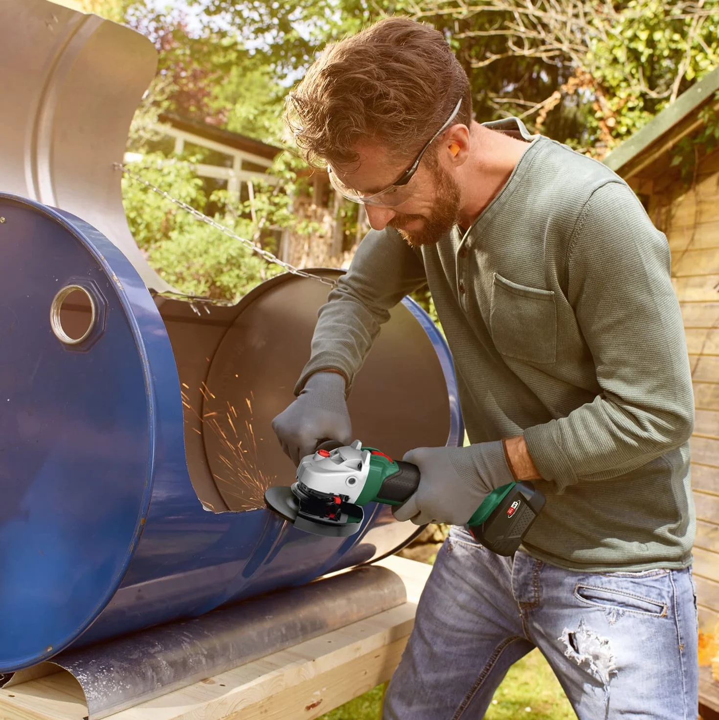 Bosch Home and Garden Minismerigliatrice angolare a batteria AdvancedGrind 18V-80 (senza batteria; 18 Volt System; per smerigliatura, taglio, spazzolatura e levigatura di vari materiali)