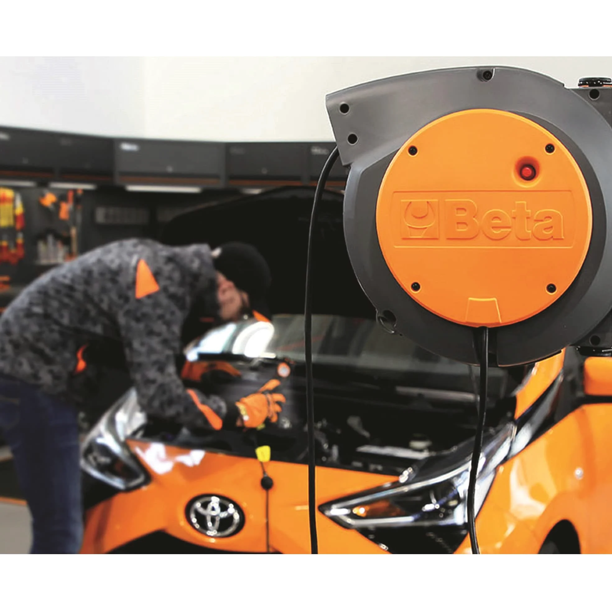 Beta 1844 15-H05 - Avvolgitore automatico con cavo 3gx1,5 mm²
