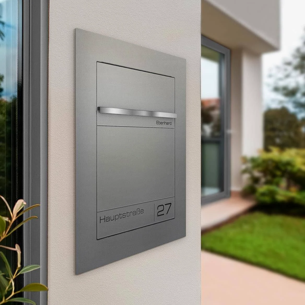 Metzler Cassetta postale da incasso grigio alluminio RAL 9007 – acciaio verniciato a polvere con targhetta nome in acciaio inox incisa – impermeabile, design a filo muro formato DIN A4
