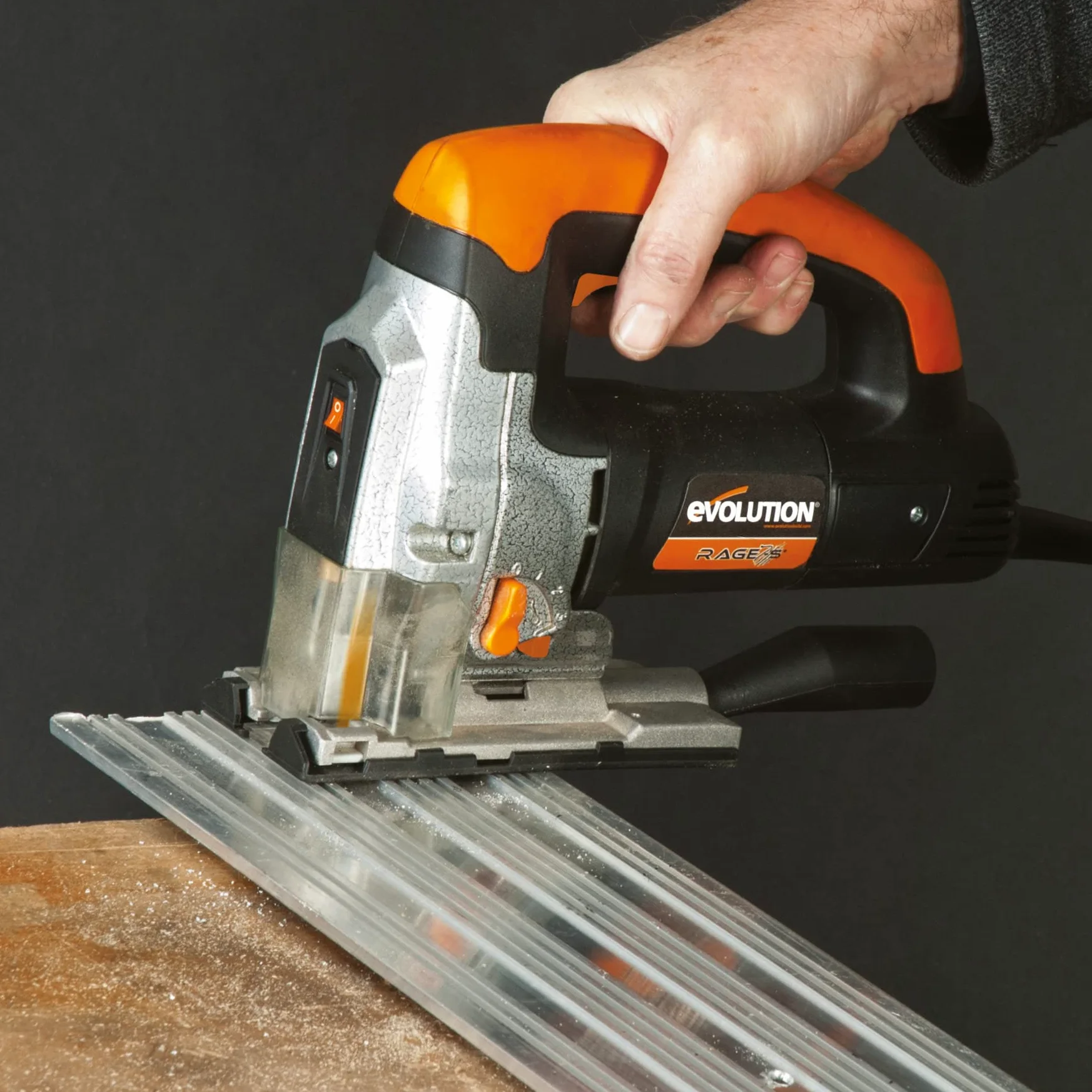 Evolution Power Tools Rage 7-S Seghetto multiuso - Taglio su legno, acciaio, plastica e molto altro - 5 lame incluse - 710 W