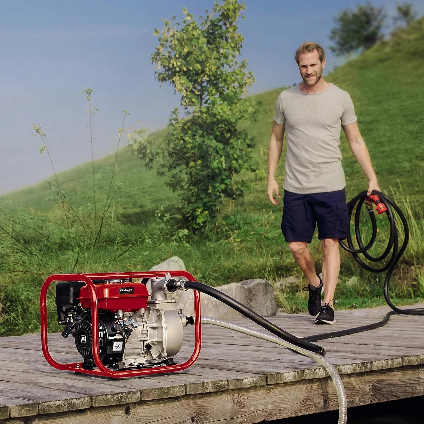 Einhell GE-PW 46 Motopompa (motore benzina 4 tempi, 4600 W - 6,3 HP, portata max 23000 L/h, prevalenza 26 m, altezza aspirazione max 6,5m, serbatoio benzina 3,6 l, dispositivo arresto mancanza olio)