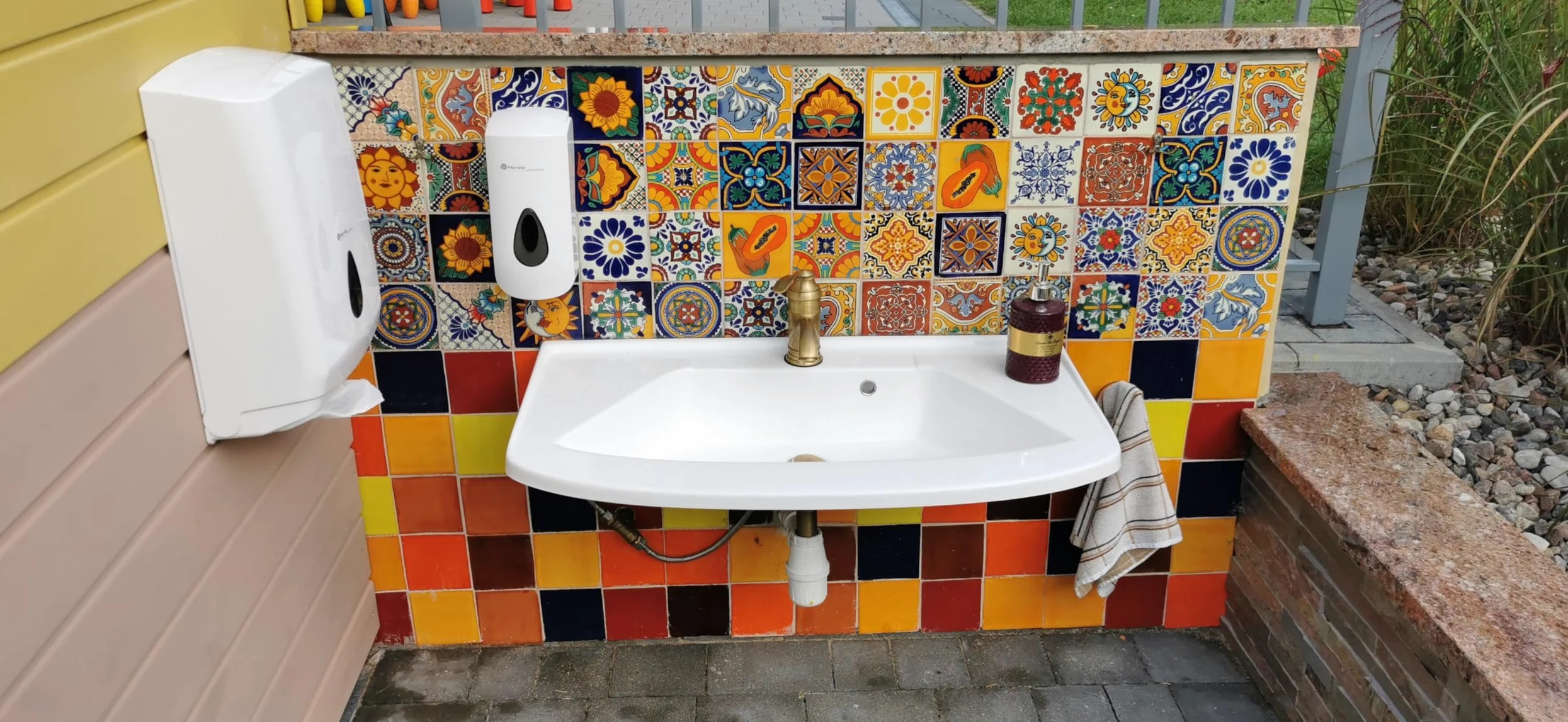 Cerames Piastrelle Mosaico Messicane Conrado – 30 ceramiche mattonelle messicane decorative per bagno, doccia, scale, parete posteriore della cucina | Tessere mosaico ceramica 10,5x10,5 cm