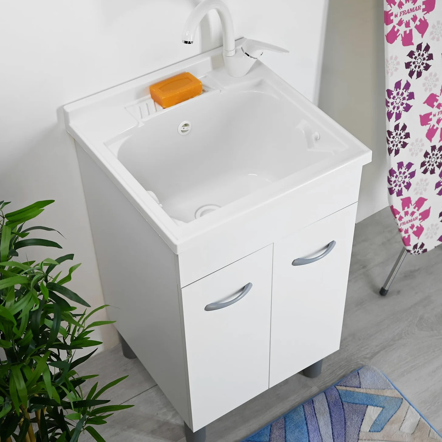 Mobile lavatoio lavanderia P 50 L 50 ATHENA con pilozzo asse di lavaggio e sifone resistente ad acqua e umidità (50 x 50)