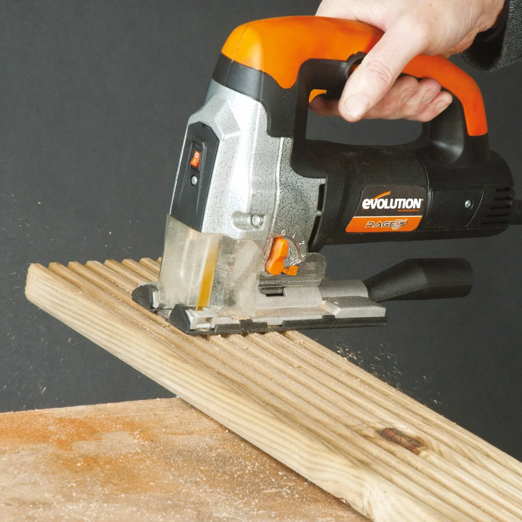 Evolution Power Tools Rage 7-S Seghetto multiuso - Taglio su legno, acciaio, plastica e molto altro - 5 lame incluse - 710 W