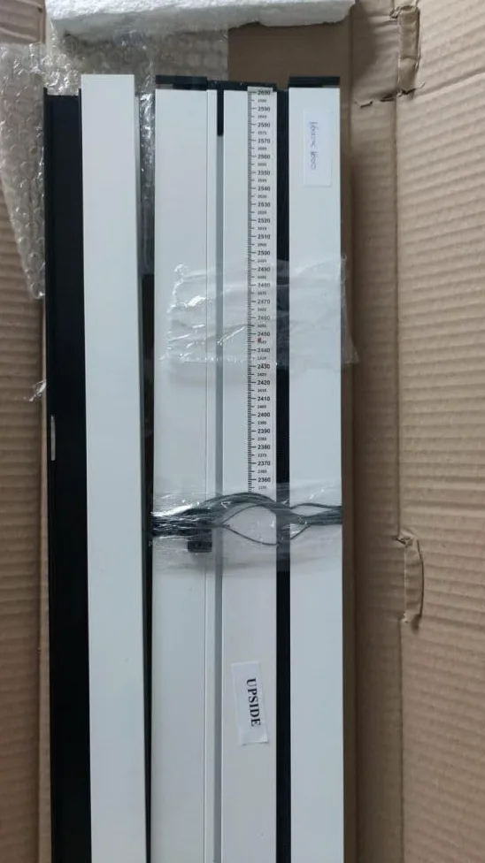 Zanzariera Laterale Plisse Porta Finestra Scorrevole in Kit Fai da Te Avvolgibile Riducibile Max 25cm Alluminio Verniciato Accessori Inclusi Bianco o Marrone Varie Misure Mini Plisse