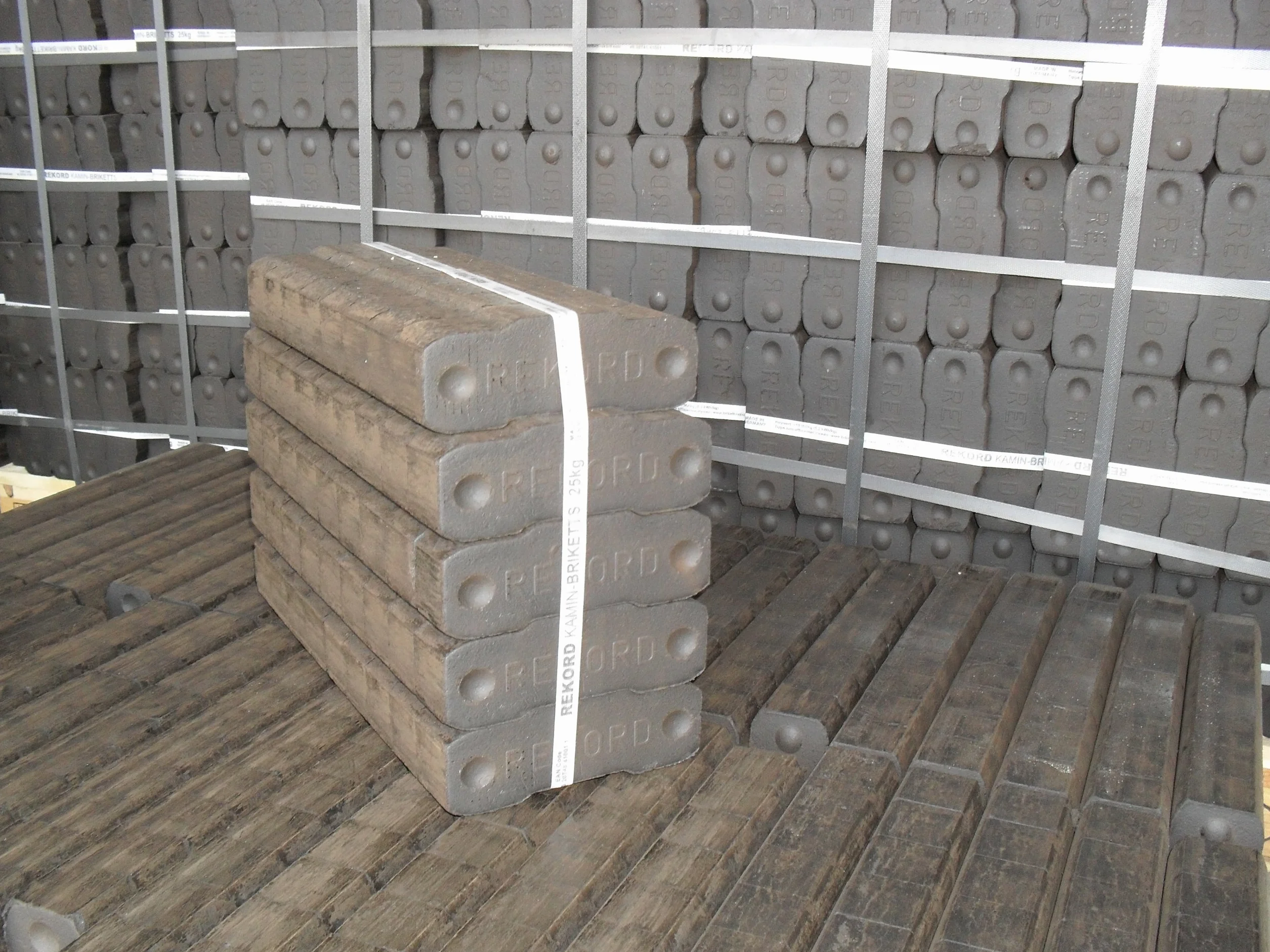Bricchette di carbone legate, da 25 kg