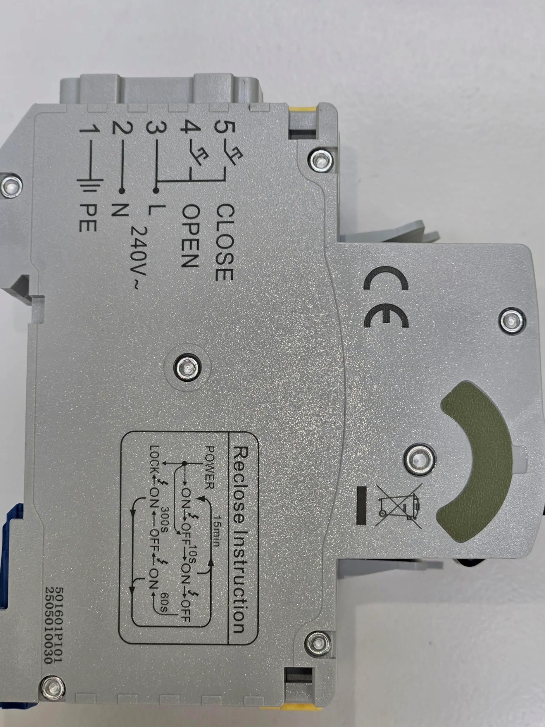 Differenziale Type F-SI |40 ampere|30mA|2 poli (N+F)| con certificazioni ufficiali e C E | (Type F-SI riarmante 40A 30mA)
