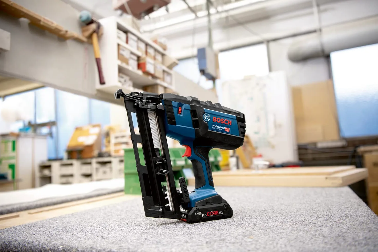 Bosch Professional 18V System Chiodatrice a Batteria Gnh 18V-64 M (Ø Chiodi Max. 1,6 Mm, Lung. Chiodi 64 Mm, 2 Batterie Procore18V 4.0Ah, Caricabatteria Gal 18V-40, in L-Boxx 136)